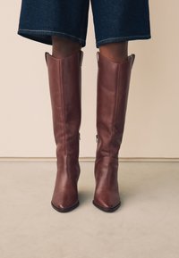 Next REGULAR FIT - FOREVER COMFORT WESTERN BLOCK - Stivali alti - burgundy red