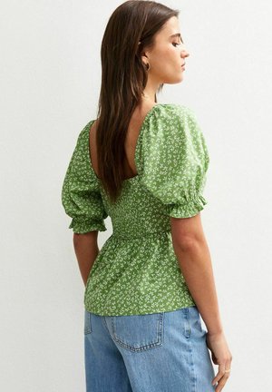 DAISY PRINT CREPE RUCHED TEA - Blouse - green pattern