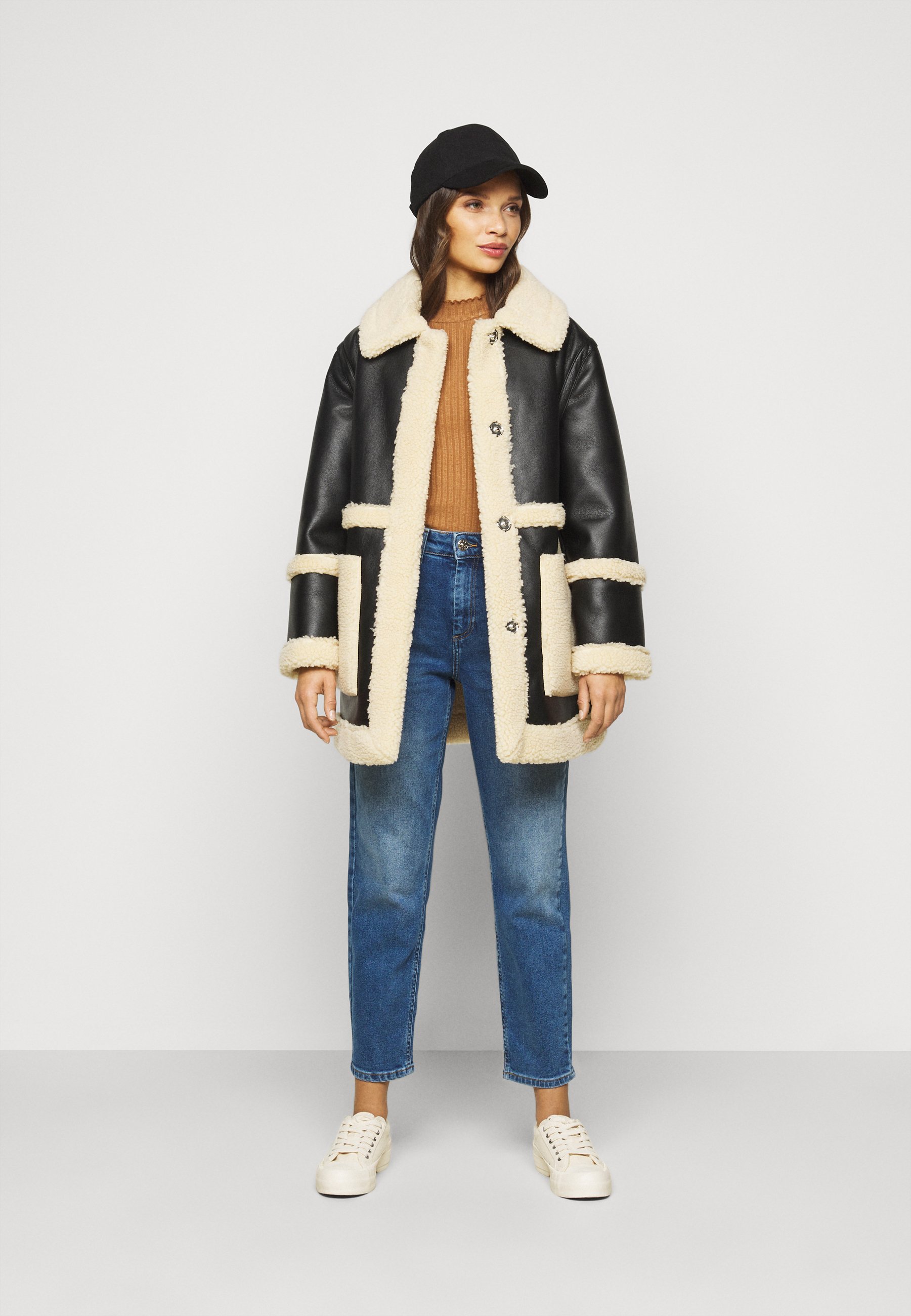 Topshop Petite BONDED BORG REVERSIBLE 