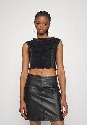 ONLY ONLNISHE CROPPED - Μπλούζα - black