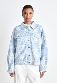 Cras SOUTH JACKET - Veste en jean - delicate bleach