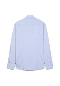 Camicia a maniche lunghe con bottoni, caratterizzata da sottili righe verticali blu e bianche, mostrata da dietro con polsini abbottonati e colletto classico.