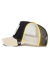 Gorra de camionero negra y amarilla con visera curva beige, parte trasera de malla y correa ajustable. Presenta un parche de logo en la parte frontal.