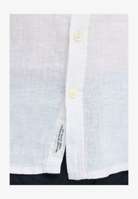 Ikke valgt, snow white melange