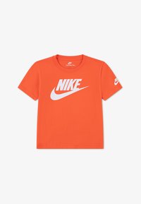Nem kiválasztott, turf orange