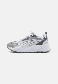 Unselected, white/cool dark gray