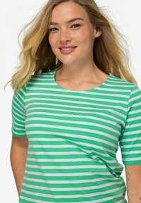 LAURASØN CLASSIC FIT - Triko s potiskem - light green