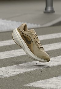 Επιλέχθηκε, desert khaki/dark hazel/sail/filbert