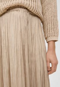 s.Oliver BLACK LABEL Maxirok - beige