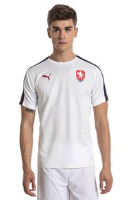 Puma Tschechien Stadium Trikot Nationalmannschaft Peacoat Chili Pepper Weiss Zalando De