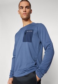 Columbia COLUMBIA TECH™ LONG SLEEVE CREW - Topper langermet - collegiate navy