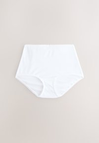 Fehér pamut, magas derekú bugyi bordázott textúrával, csipke szegéllyel a derék- és lábnyílások mentén. Simaság, varrás nélküli kialakítás.