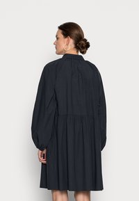Part Two MILENE - Vestido camiseiro - dark navy