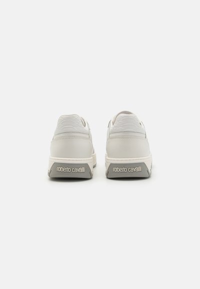 Roberto Cavalli Matalavartiset tennarit - white