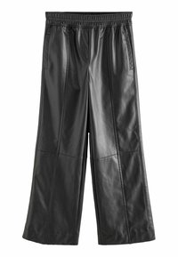 Pantalons larges noirs en simili cuir, dotés d'une taille élastique, de deux poches latérales et de coutures décoratives pour ajouter de la texture.