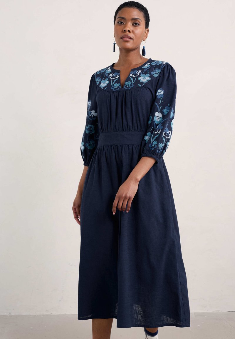 Seasalt Cornwall COPSE LAUREL EMBROIDERED - Denní šaty - navy maritime