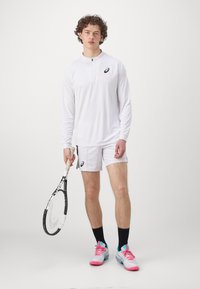 ASICS MATCH LS 1/2 ZIP - Sports T-shirts - brilliant white
