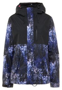 Veste d'hiver noire et bleue avec motif abstrait, fermeture éclair frontale, poche poitrine zippée, deux poches à rabat et capuche ajustable avec cordons.