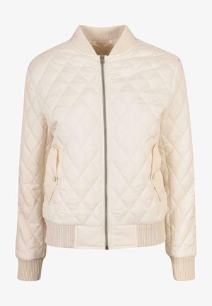 Chaqueta bomber acolchada color crema con cuello y puños de punto, que presenta dos bolsillos laterales con cierres a presión y cierre frontal de cremallera.