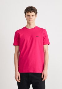 BOSS TEE - Jednoduché tričko - open pink