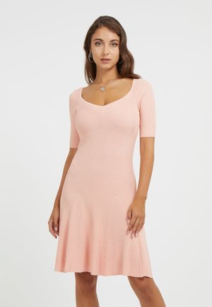 GUESS FIT AND FLARE - Jumper dress - rose