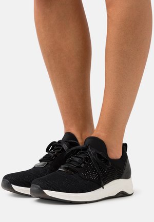 Jana Trainers - black