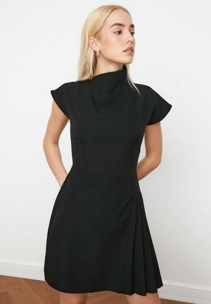 Denní šaty - black