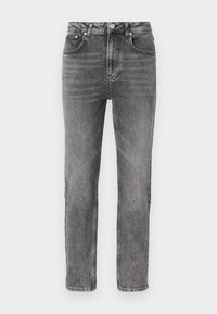 Hallid denim-püksid otse lõikega, millel on tuhm disain, viie tasku stiil ja hõbedane riistvara vööl ja taskutes.