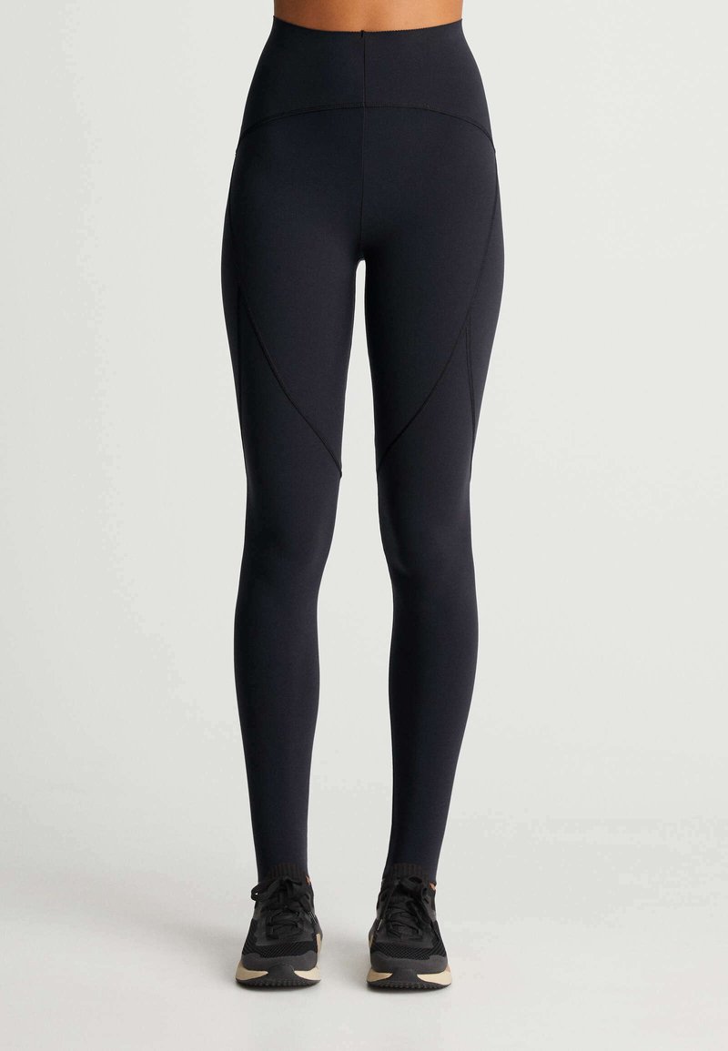 OYSHO COMPRESSIVE ANKLELENGTH Leggings black Zalando.ie