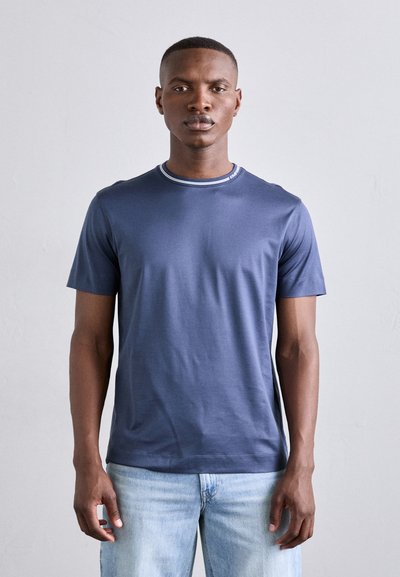 Emporio Armani Camiseta básica - avio light
