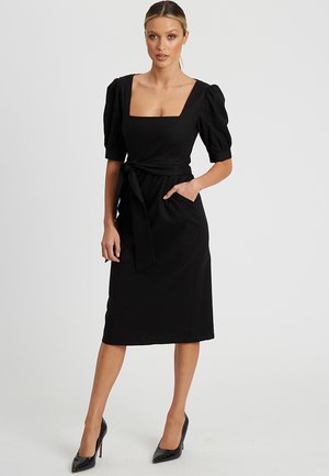 WILLA TIANA MIDI - Shift dress - black