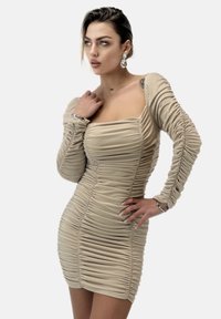 Unausgewählt, beige