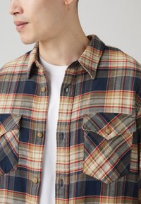 Levi's® RELAXED WESTERN - Camisa - brown