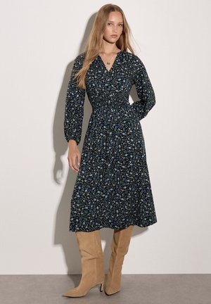 Apricot, DITSY FLORAL CREPE MIDI DRESS - Дневна рокля - navy