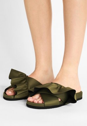 Mules - olive