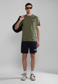 Napapijri COLVILLE - T-shirts print - green lichen