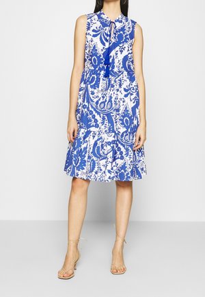 Denní šaty - white