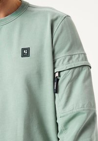 Garcia Sudadera - light sage