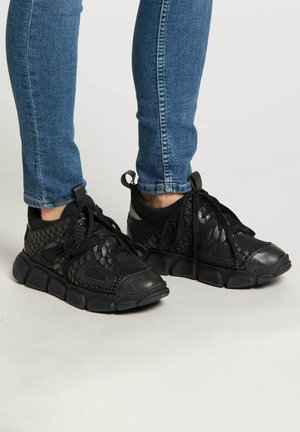 Sportcipő - black