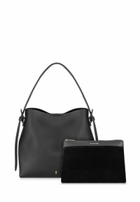 Czarna skórzana torba w kształcie wiadra o eleganckim designie i krótkim uchwycie, w komplecie z czarną welurową kosmetyczką na zamek z skórzanym wykończeniem.