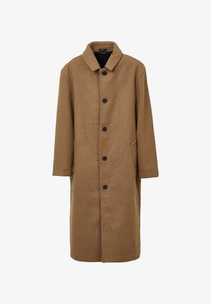 Cappotto di lana marrone con colletto, chiusura frontale a bottoni, due tasche laterali e maniche lunghe. Il tessuto ha una finitura morbida e strutturata.