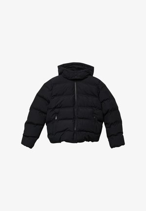 Mustapuffatakki hupulla, jossa on vetoketjullinen etuosa, kaksi sivutaskua ja tikattu muotoilu eristyksen ja lämmön takaamiseksi.