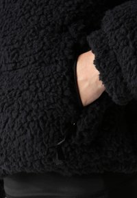 The North Face HIGH PILE NUPTSE - Winter jacket - black