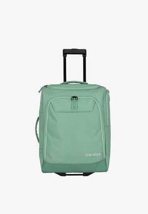 Hellgrüner, weicher Rollkoffer mit Teleskopgriff und frontaler Reißverschlusstasche, unten rechts mit der Marke "travelite" versehen.
