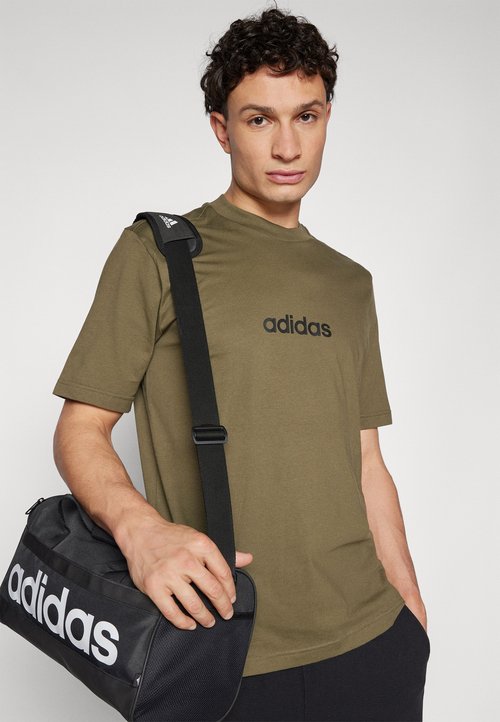adidas Essentials Linear Single Jersey Tee White/Black — foto 4