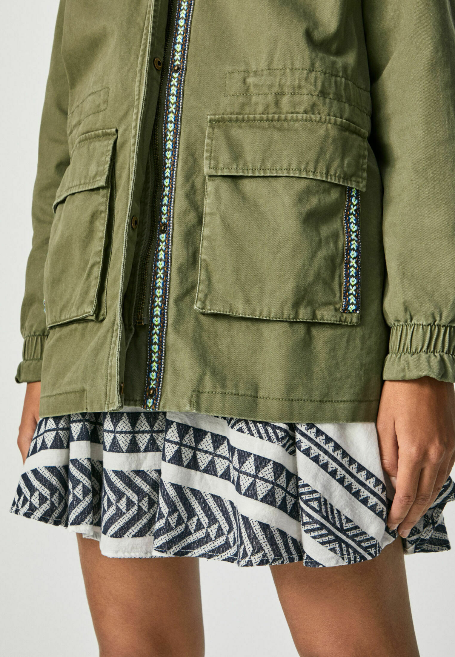 Pepe Jeans - FILIPA - Leichte Jacke - camuflaje