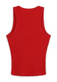 Canottiera rossa a coste con ampietrini e scollatura tonda. Tessuto morbido, forma aderente e orli finiti. Solo vista dal retro.