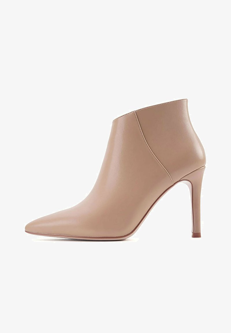 Nine West OUBREY - High heeled ankle boots - nude