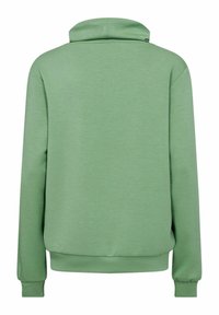 Grön ziphoodie av en mjuk bomullsblandning, med långa ärmar, hög krage och en enkel design utan synliga grafiska element eller mönster.