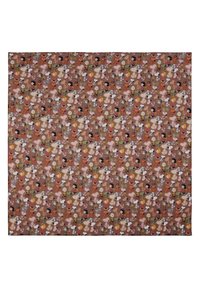 Tissu marron à motifs mettant en avant des personnages de dessins animés dans différentes couleurs, y compris le jaune, le rose et le vert, avec une texture lisse.